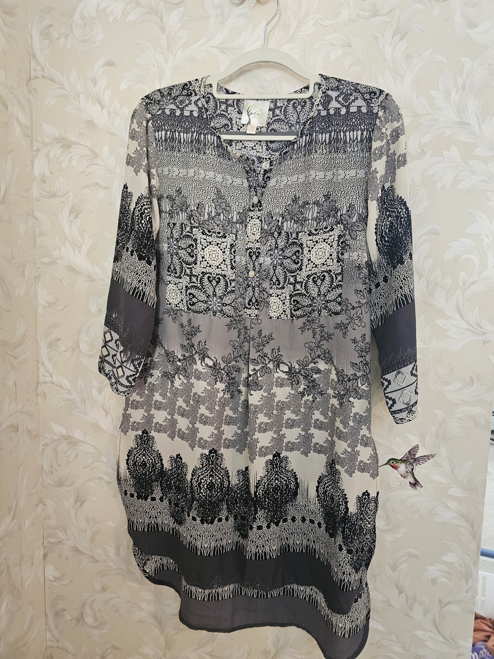 fig and flower Black and White Patterned Tunic